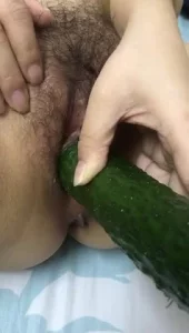 老婆喜欢大黄瓜