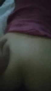 广州人妻，紫色睡衣，大胸，多视觉看阴茎插入阴道，后入内射