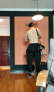 女大学生拍摄私房被摄影师捆绑调教